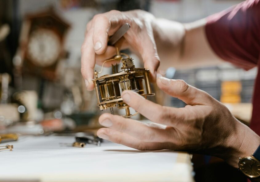 autopost antique clock shop gloucester 5